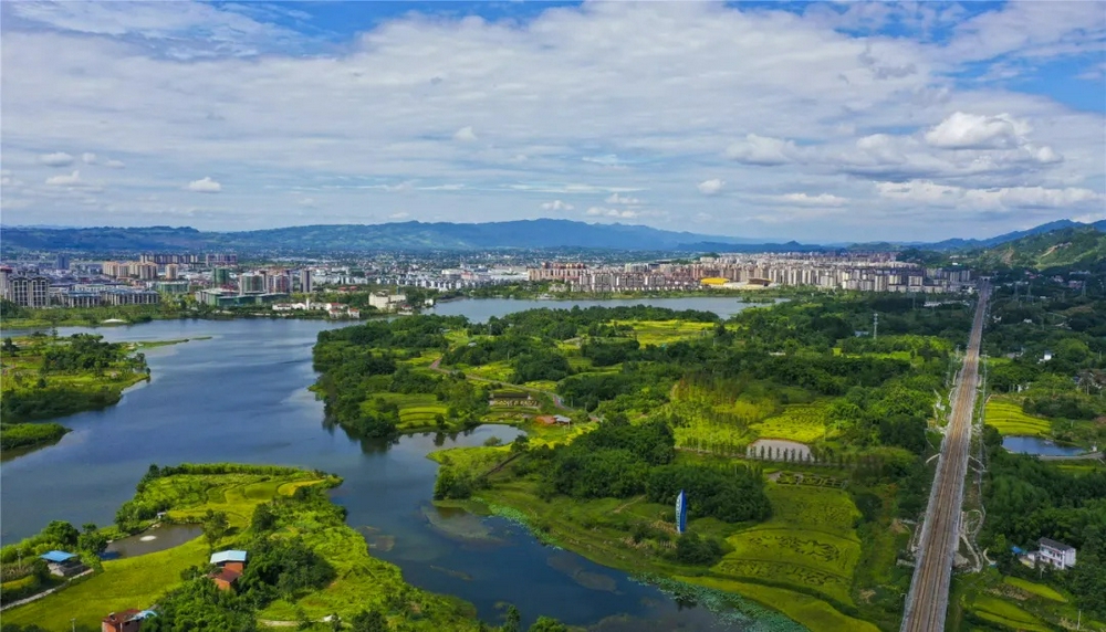 藏在梁平田间的秋日美景,每一眼都