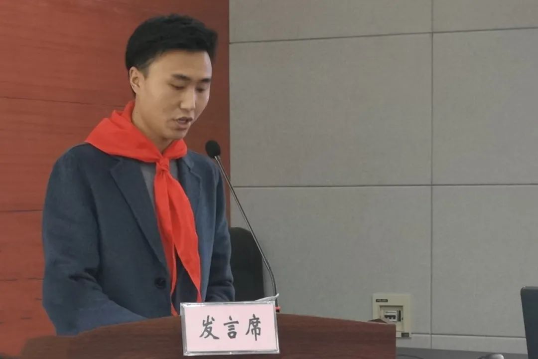 罗鹭沿河小学少先队大队辅导员罗鹭,明通中学团委书记杜成勇,复兴小学