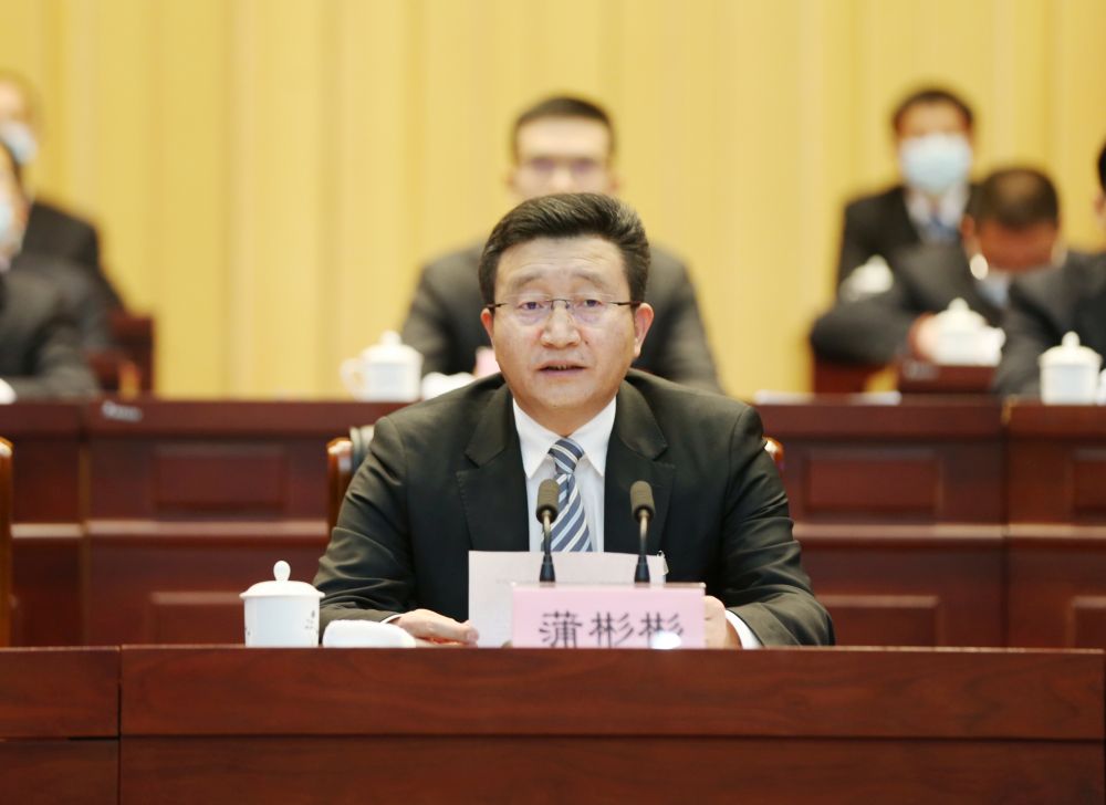 垫江县十七届人大五次会议胜利闭幕