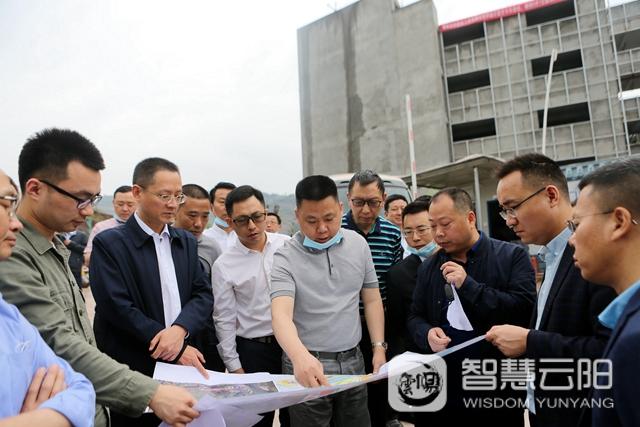 5月14日,成都云阳商会会长,四川文阳集团有限公司董事长李文端率商会