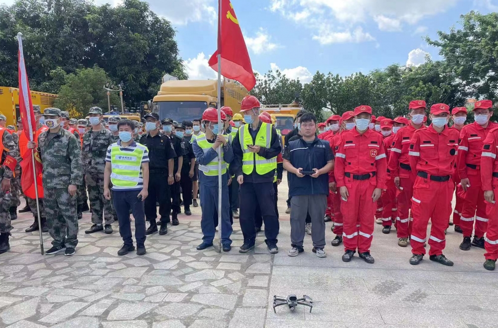 开展巡堤查询业务培训,出动无人机小分队,加强与属地,流域部门以及