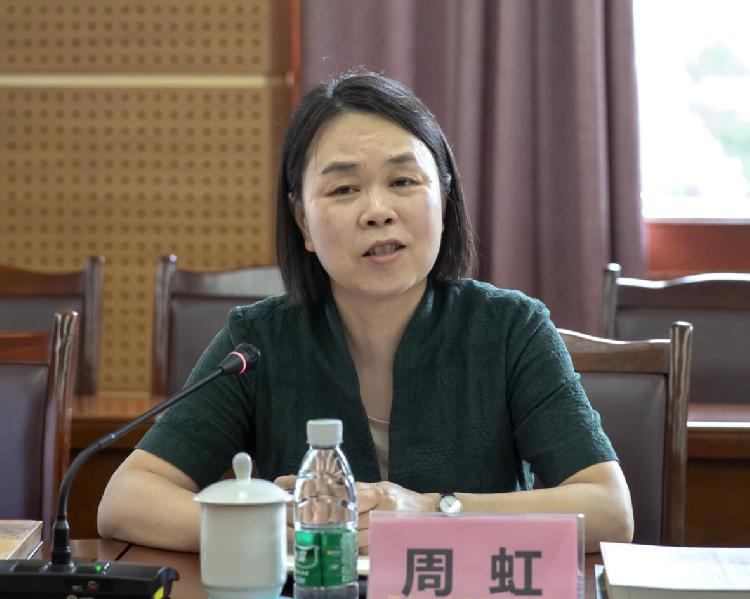 大足区副区长周虹率队赴华西口腔医院访问交流