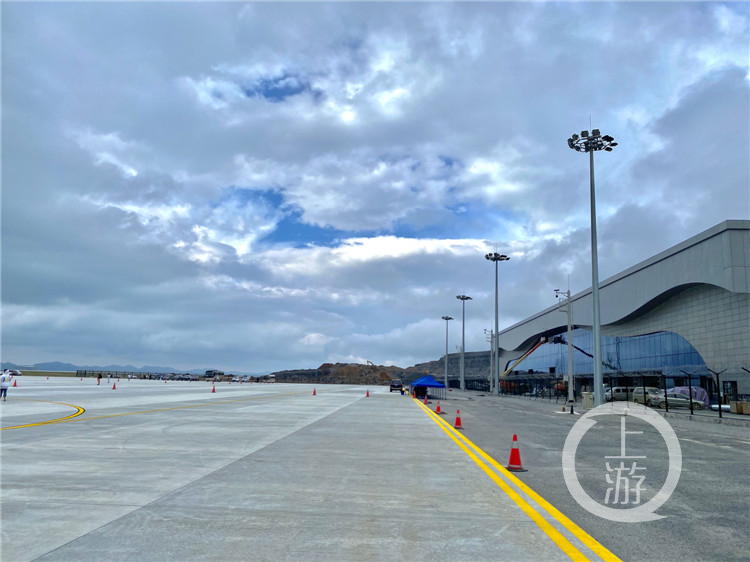 重庆仙女山机场今日开始校飞!