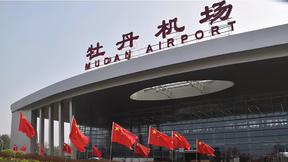 菏泽牡丹机场即将通航龙池牡丹机场旗舰店在加快装修