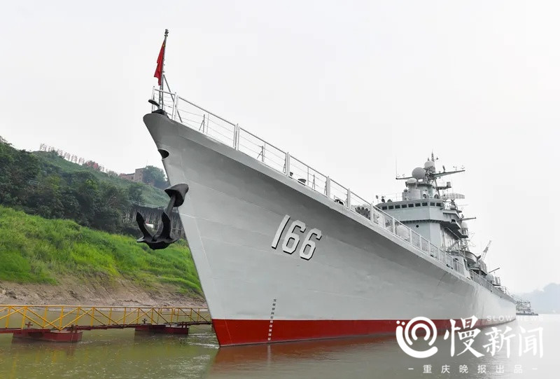 本周六,166舰将驶入九龙坡建设码头