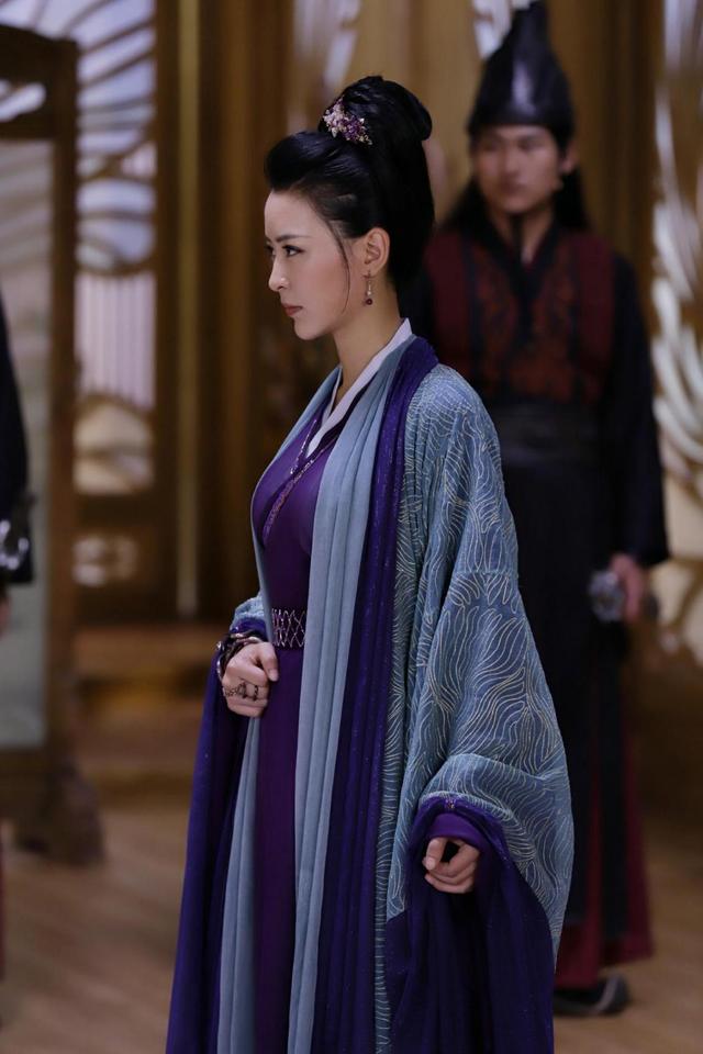 张净桐与陈家霖导演二度合作,《陈情令》中饰虞紫鸢