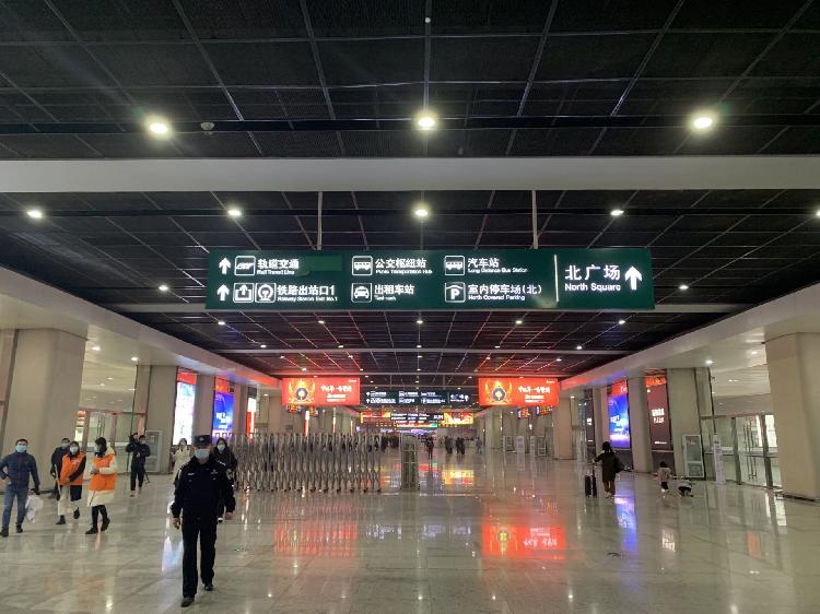 重庆火车北站南广场换颜实现南北广场零距离换乘