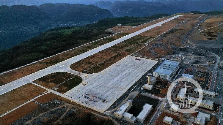 重庆仙女山机场月底即将开通4条航线