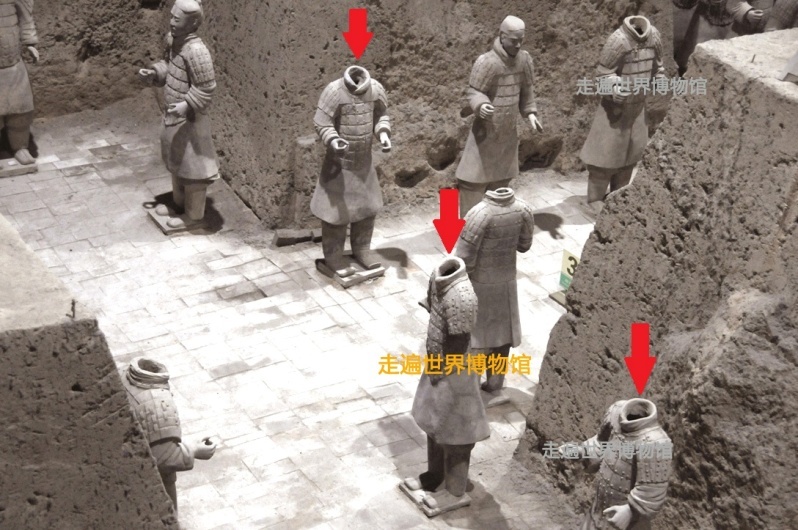 膝盖以上部分都是空的……实际上,兵马俑全身的内部结构只有膝盖以下