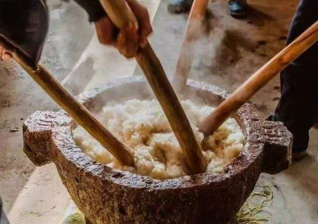 夜雨 年味丨春里打糍粑 - 万承毅