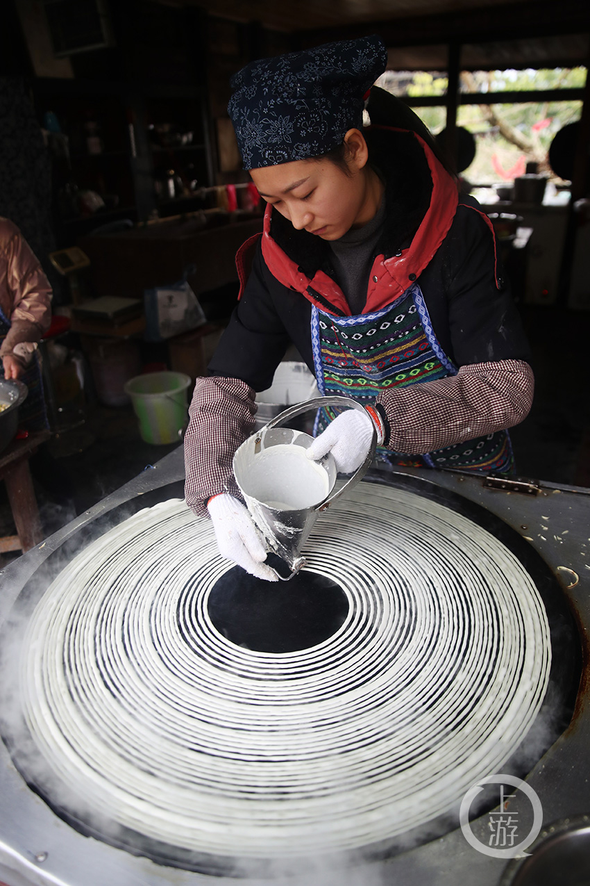 绿豆粉是重庆市黔江区濯水古镇人过年的必备食品.