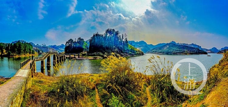 《金龙湖风光》 冯亚宏摄 摄于巴南区石滩镇.jpg