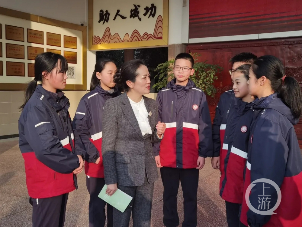 南华中学校长段红梅提升学生身体素质加强武术文化传承