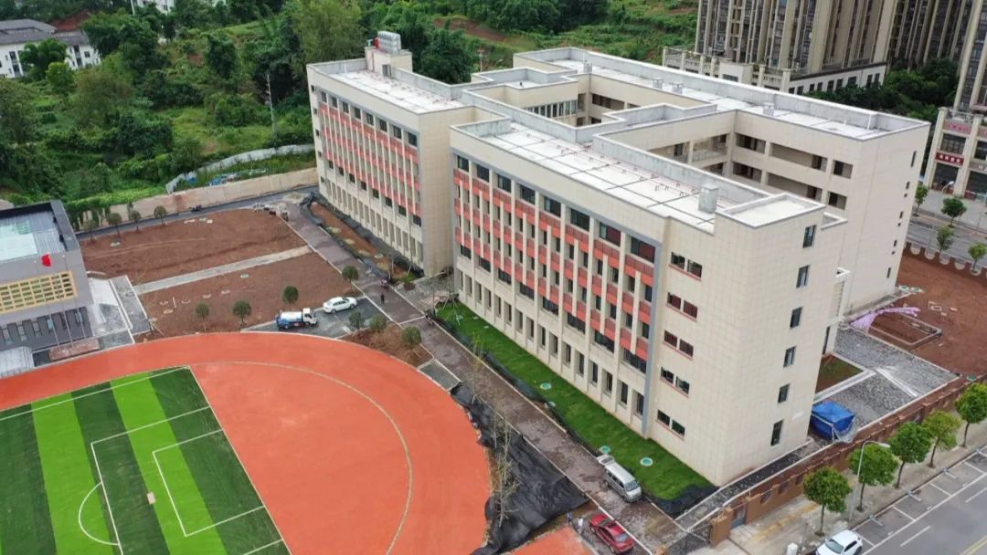 城西中学扩建工程即将竣工投用