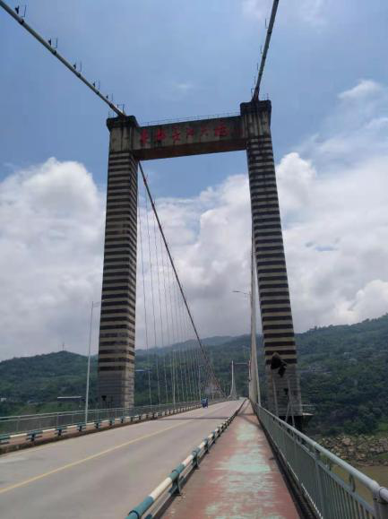 丰都长江大桥实行临时交通管制通告