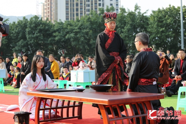 朱宏辉奉节中学图片