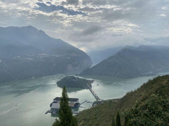 奉节白帝城瞿塘峡景区迎来旅游小高峰