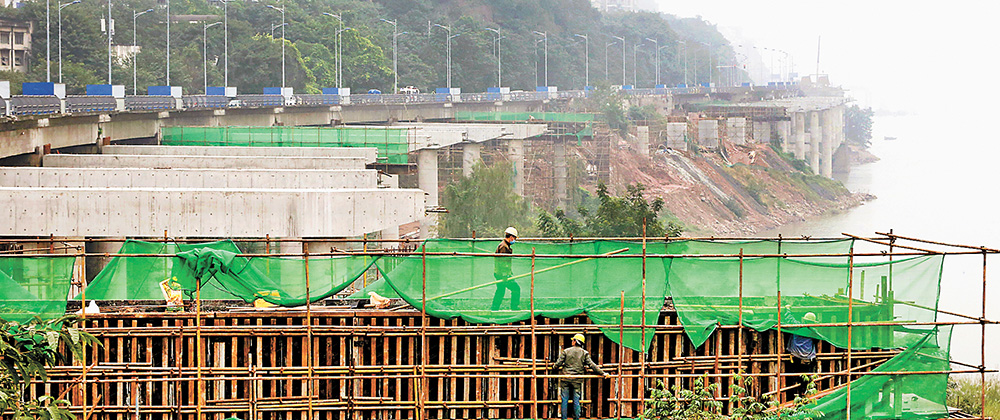 一期工程是北濱路石門大橋至高家花園大橋段,在現有道路的基礎上,向