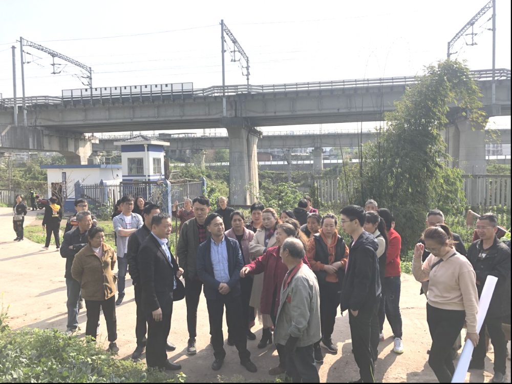 中梁山街道开展征地工作专项调研