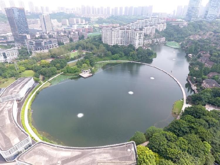 从"臭水沟"到"风景区 两江新区吴家湾水库变身记