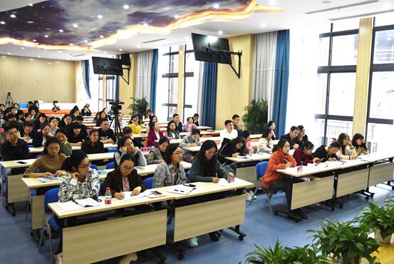 emc体育app下载共研共思促成长 成都市锦江区教育科学研究院附属小学高段语文组