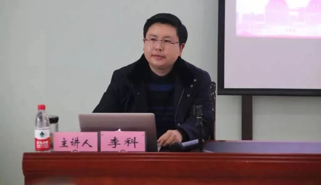 自踏入律师行业以来,李科始终把严谨务实,服务大众作为自己的执业理念