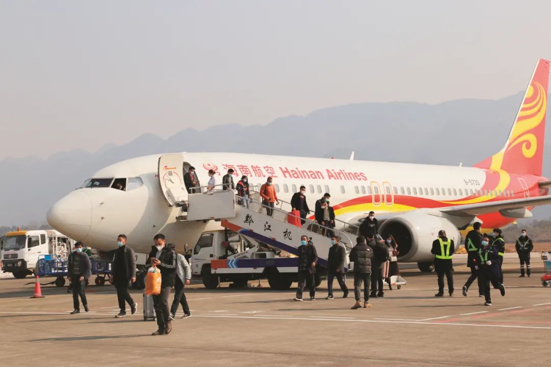 黔江机场正式开通广州黔江重庆航线