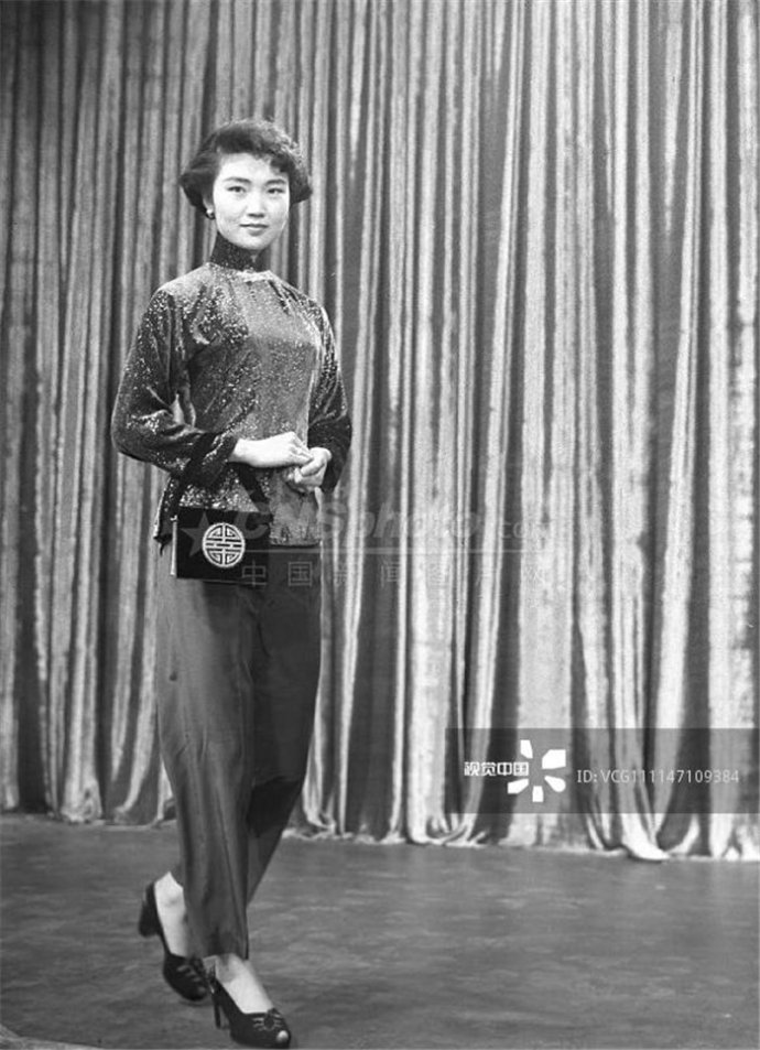 端庄之美解放初期的妇女服饰