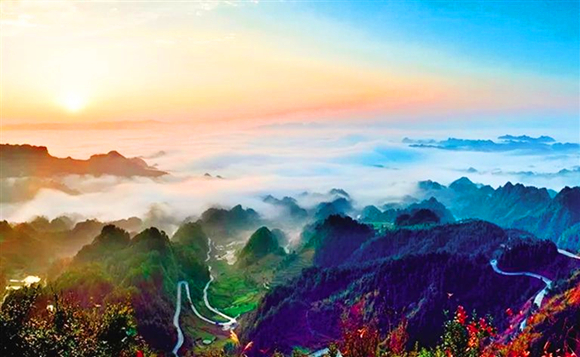 县文旅委获悉,中国·重庆秀山首届"金山银山"文化旅游节将于2019年6月