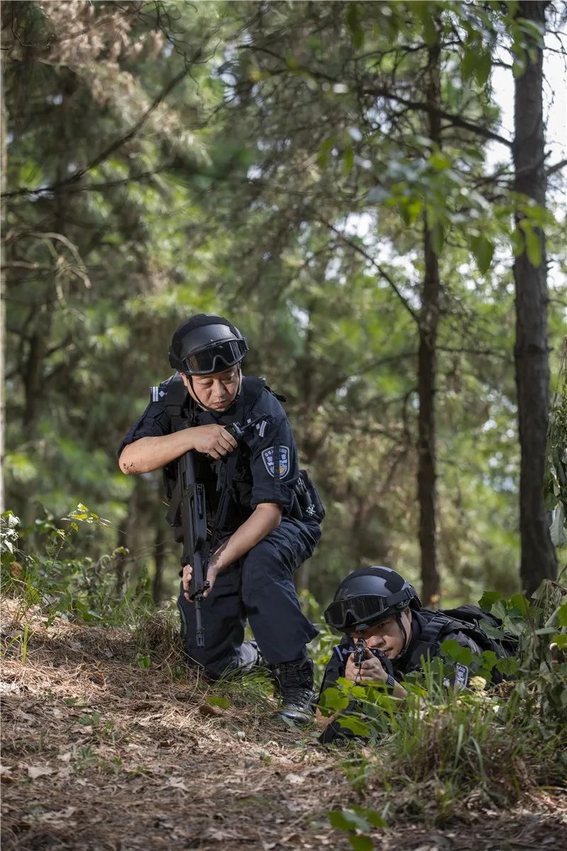 實彈射擊叢林搜索野外偵查永川公安特警實戰大練兵全紀錄