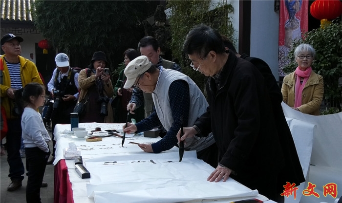 樵坪把扶贫助农土货节办到了景区|重庆巴南区樵坪把扶贫助农土货节办到了景区