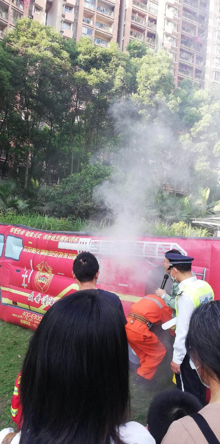 余松路社区渝北龙山余松路社区夏季消防演练