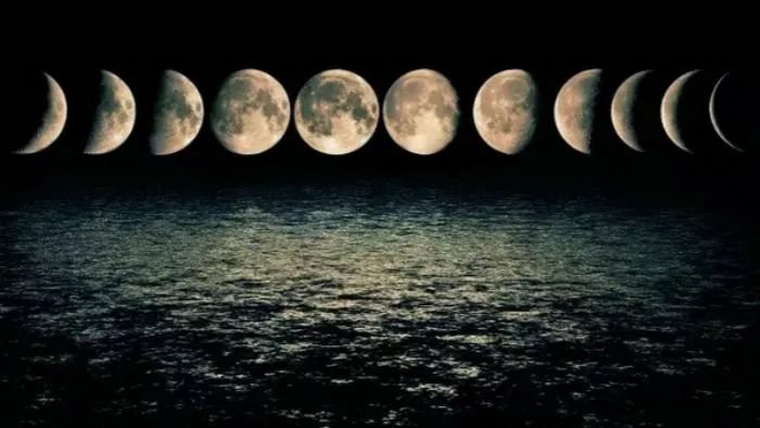 农历28的月亮图片图片