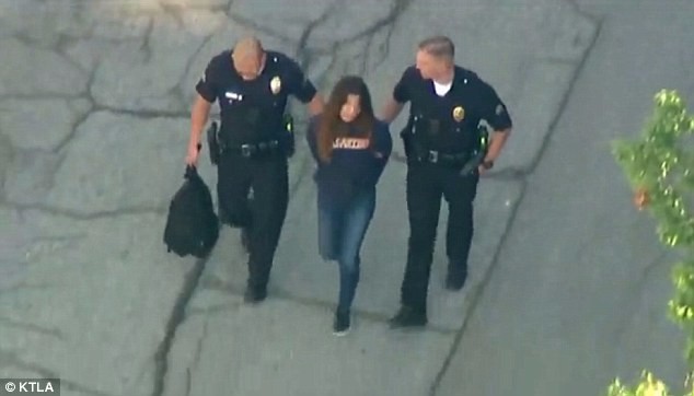 美国洛杉矶一中学突发枪击案 12岁女生被警方逮捕