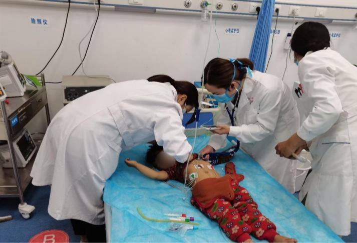 大足区人民医院援藏医疗队再次成功抢救三名中毒儿童