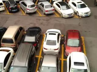 重庆一个区试推共享车位,上班时间把小区私家