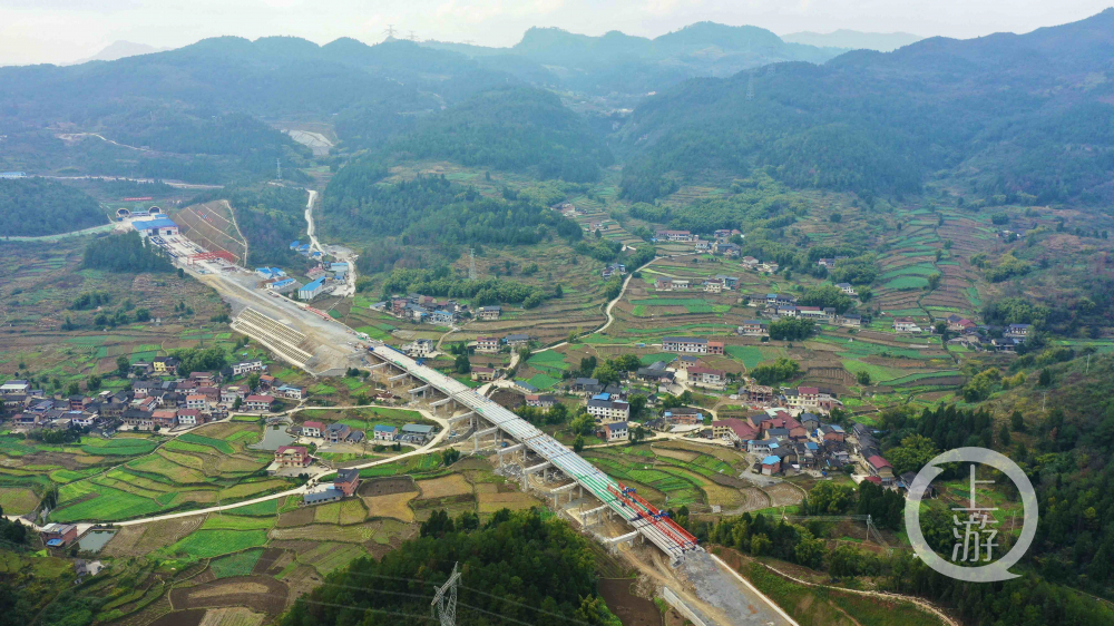 渝湘高速复线湖南段图片