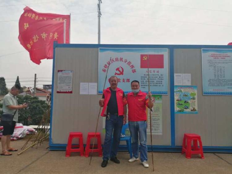 3|洪灾无情 驾起祥云——记湖北黄冈市黄州区银盘山国家粮食储备库李成舟