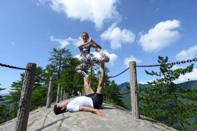 陕西旅游|千人瑜伽惊艳首届木王森林瑜伽节