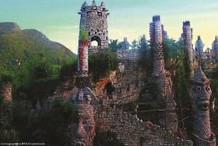 7旬老人花20年打造奇幻城堡夜郎谷 婉拒上亿投资