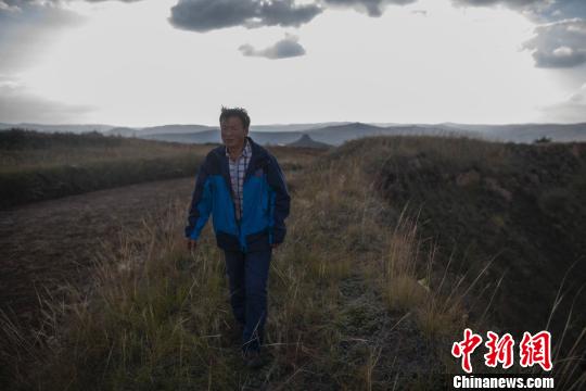 高政清守护的范围从内蒙古自治区的头道沟至山西偏关的柏杨岭，全长30多公里。　胡健 摄