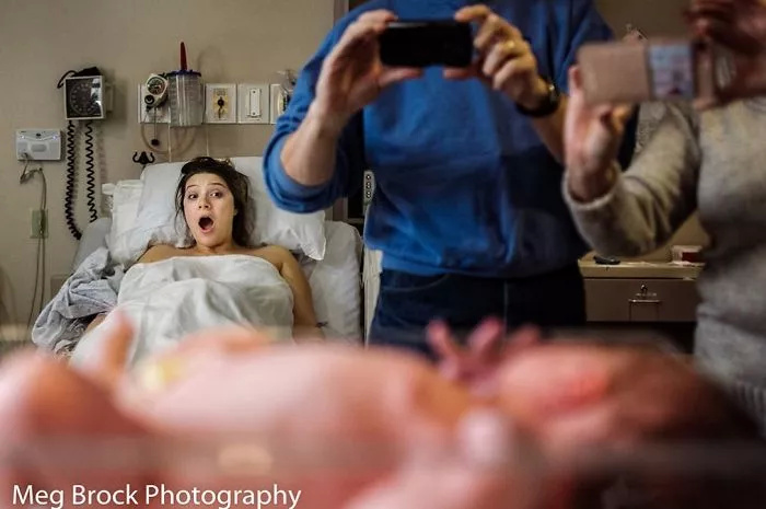 外国孕妇分娩实拍图片