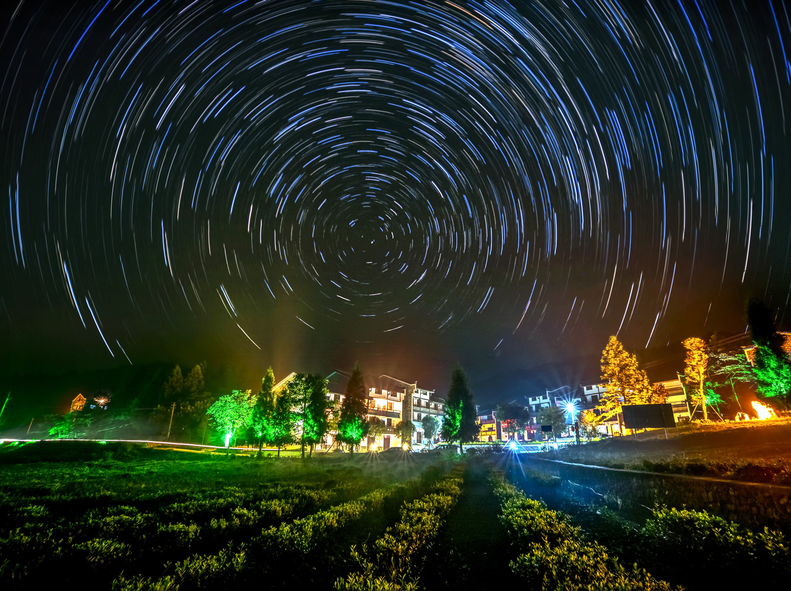 重庆音乐节|夏夜、星空、帐篷与音乐的碰撞，白马山七夕音乐季火热进行中