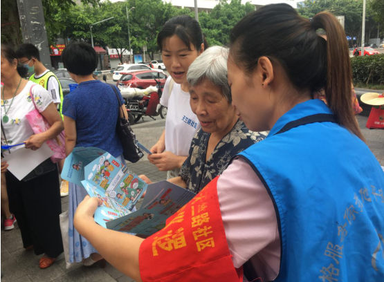 龙山街道天竺路社区开展文明城区宣传活动|龙山街道天竺路社区开展文明城区宣传活动