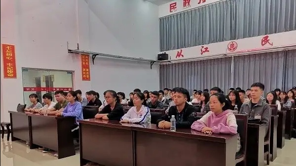 贵州|贵州从江：70名寒门学子喜获助学金