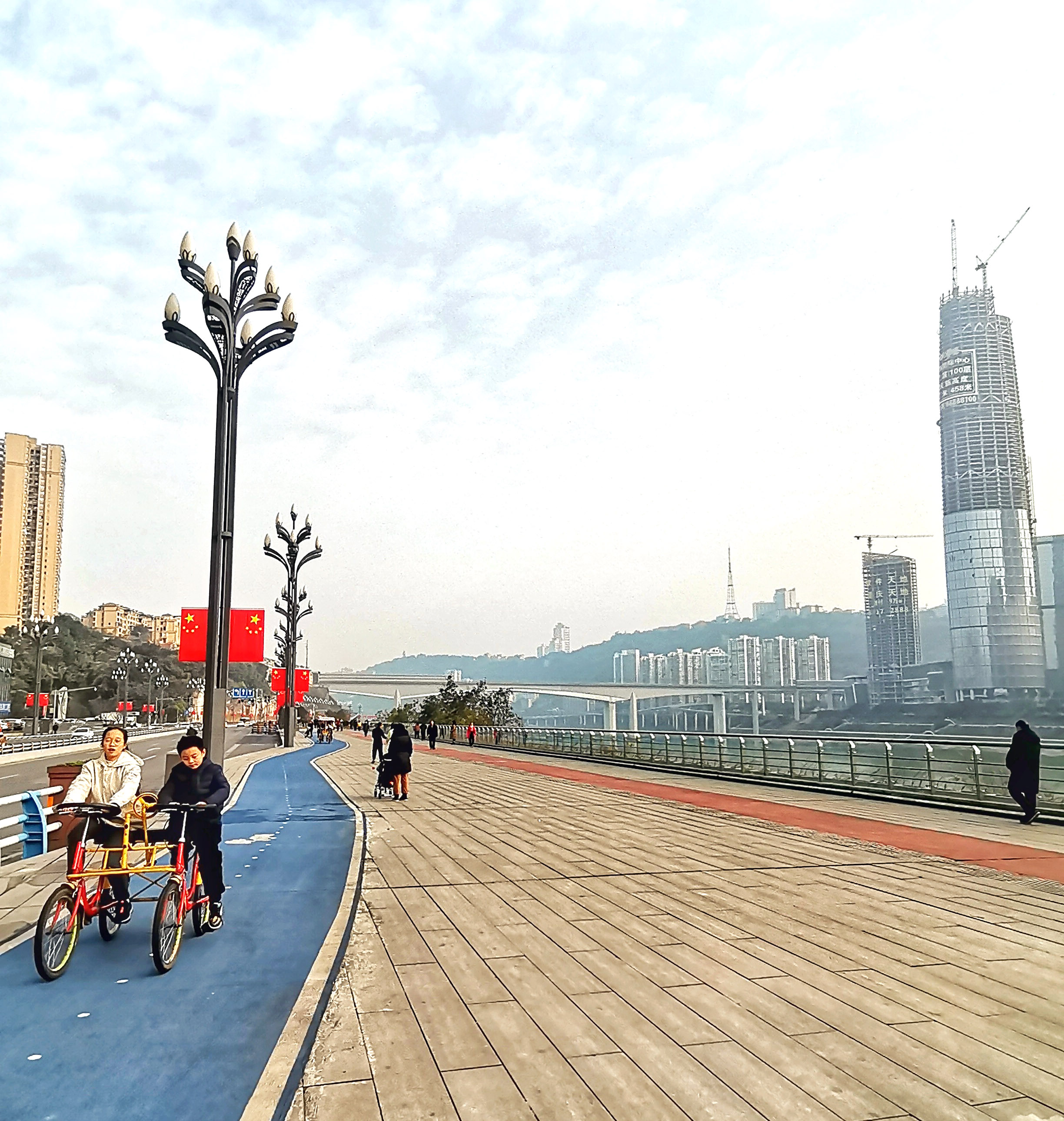 重庆北滨路步道图片