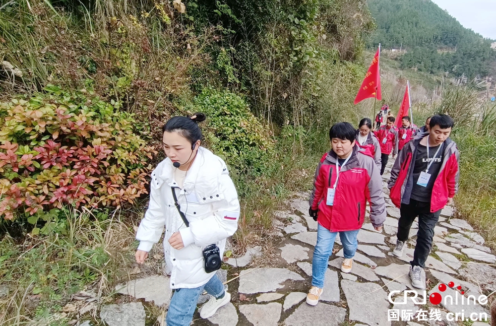 （原创）【2021共舞长江经济带】大乌江廻龙场战斗遗址铭刻中国红军“<span style='background: red'><span style='background: red'><span style='background: red'>长征</span></span></span>精神”_fororder_111 (2)(1)