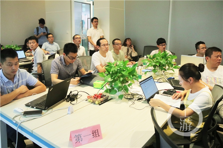华为在重庆打造开发云平台，推动软件产业能(3183476)-20190819175157_副本.jpg