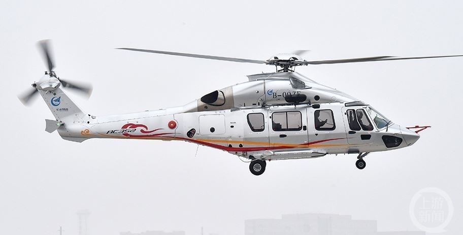 国产中型多用途直升机ac352完成试飞填补了民用直升机7吨级产品空白