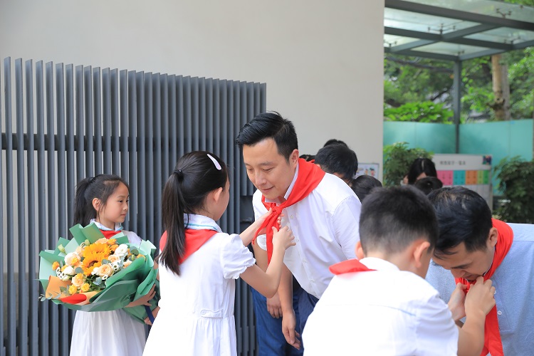 重庆市鼓楼人和街小学图片